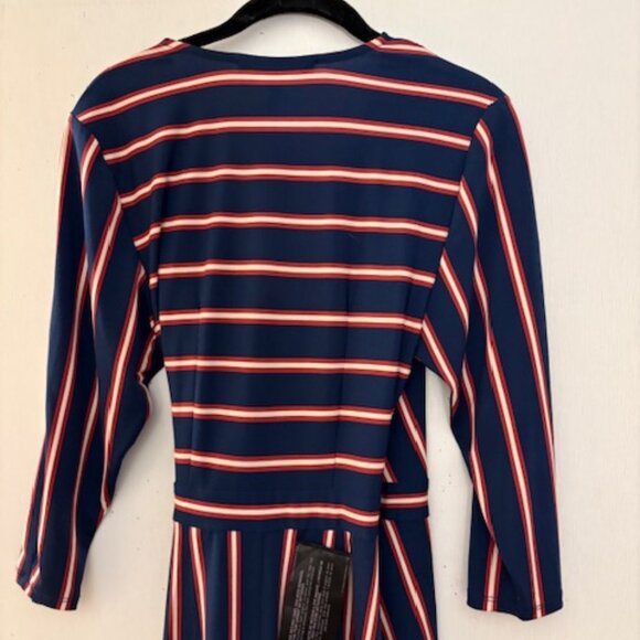 BCBG Wrap Dress, Size XS - Picture 8 of 8